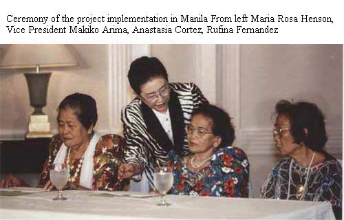 Ceremony of the project implementation in Manila From left Maria Rosa Henson, Vice President Makiko Arima, Anastasia Cortez, Rufina Fernandez